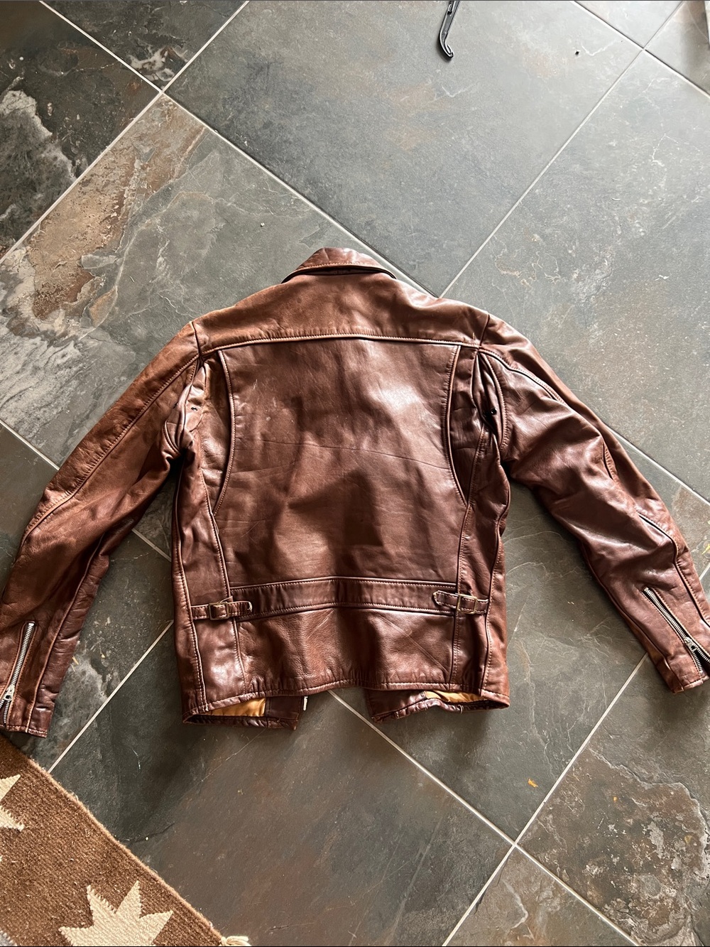 Men's vintage Brown Leather Bomber motorcycle Jacket with Zip Front - Picture 8 of 8